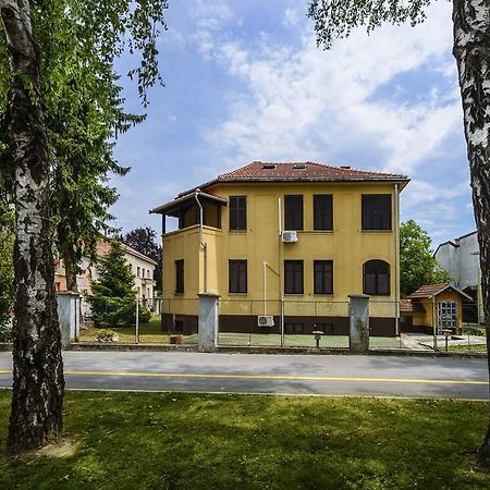 Vila Regina Rooms Karlovac Ngoại thất bức ảnh
