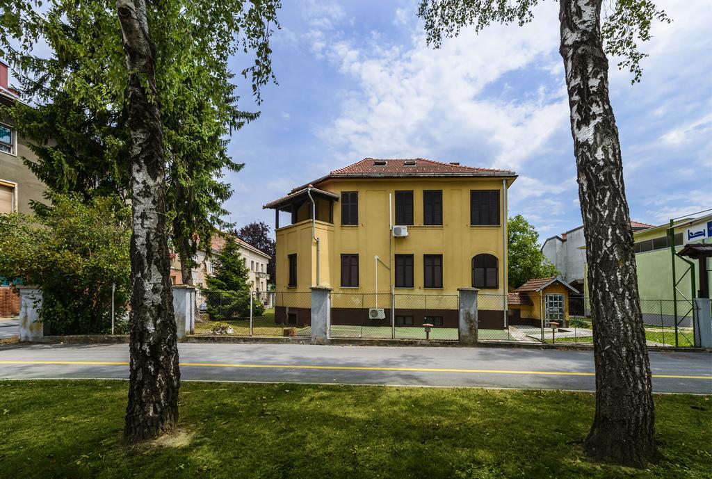 Vila Regina Rooms Karlovac Ngoại thất bức ảnh