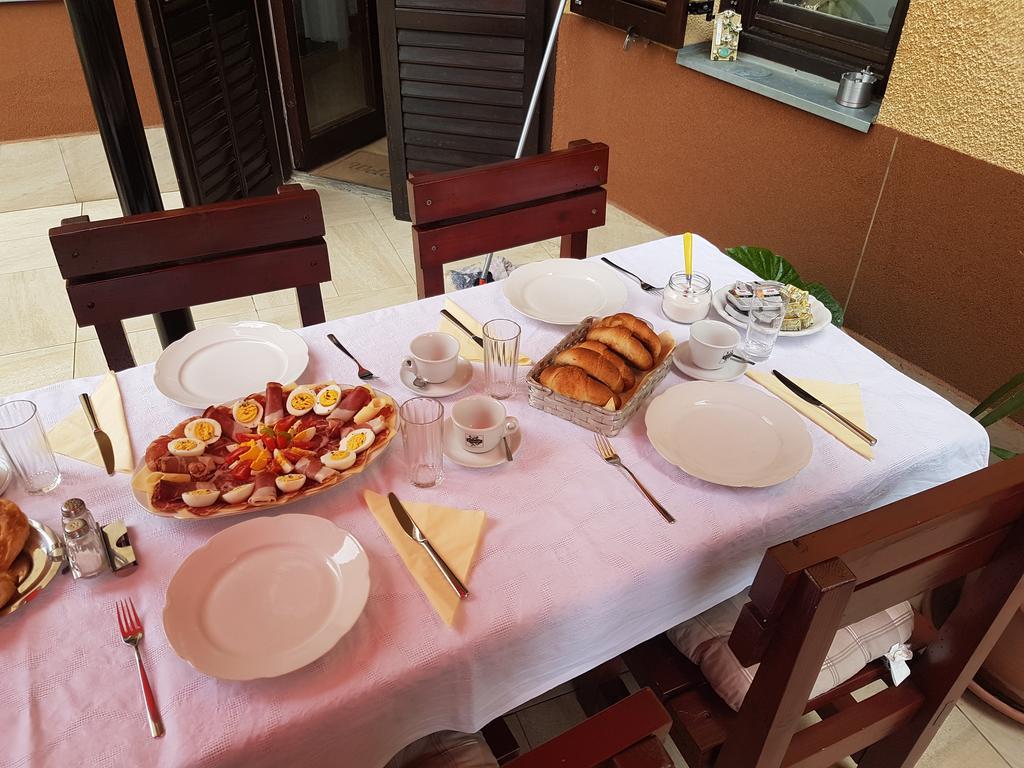 Vila Regina Rooms Karlovac Ngoại thất bức ảnh