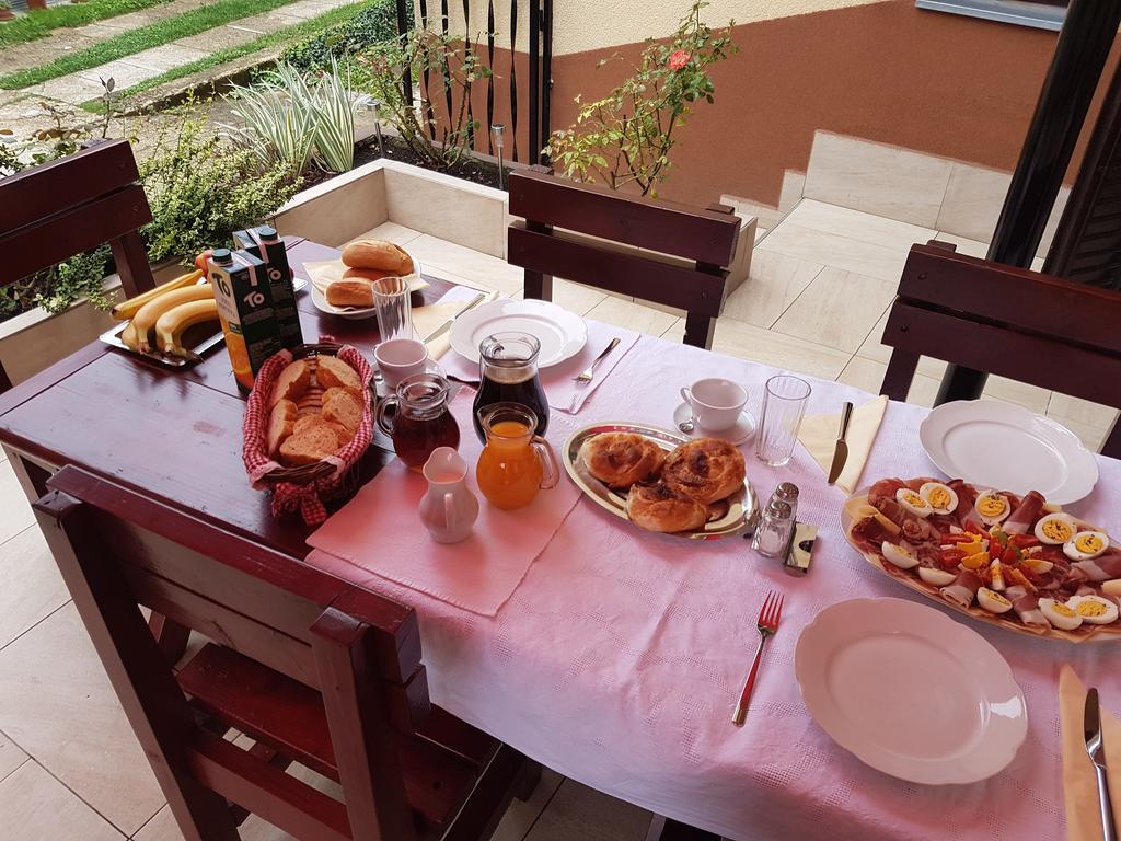 Vila Regina Rooms Karlovac Ngoại thất bức ảnh